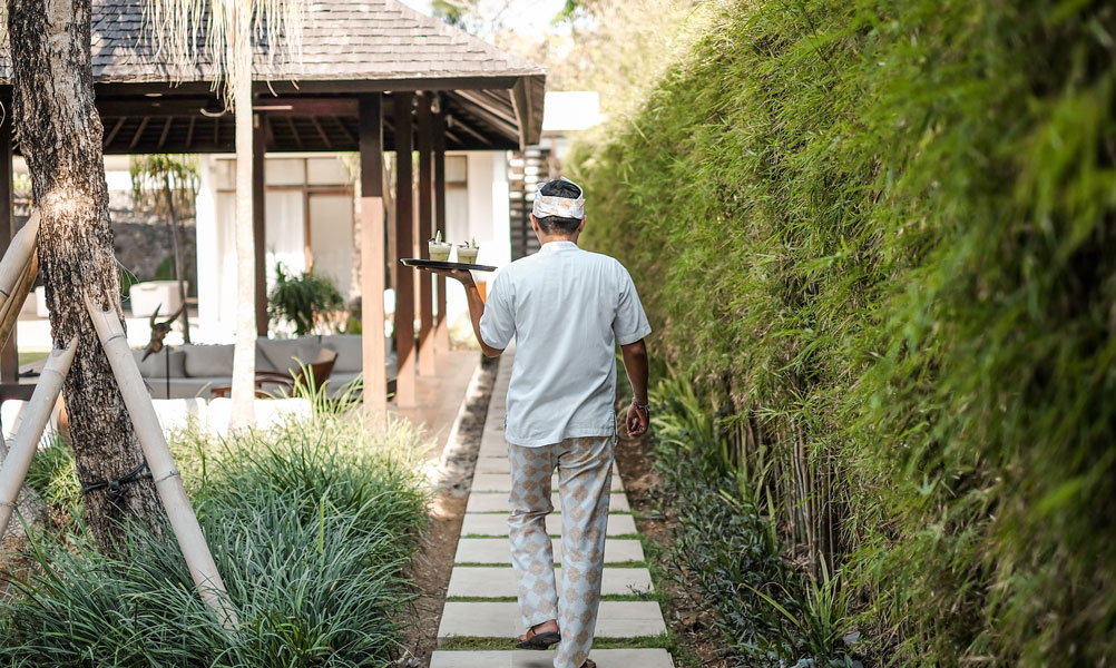 Villa Kalyani - Staff will bring you refreshments anytime of day